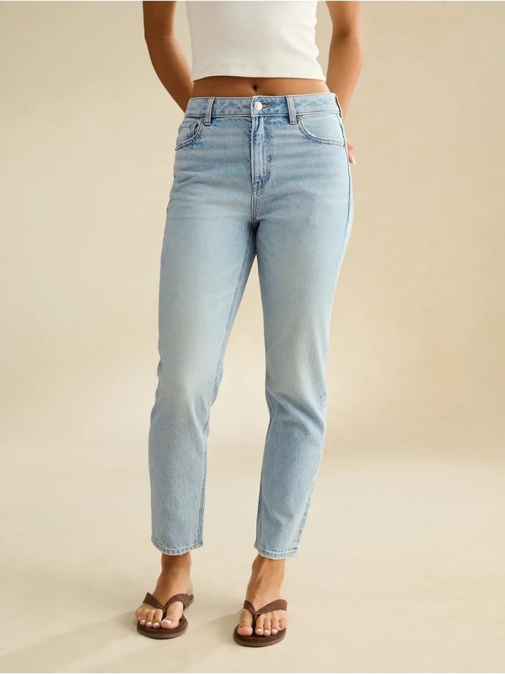 American Eagle Mom Jeans